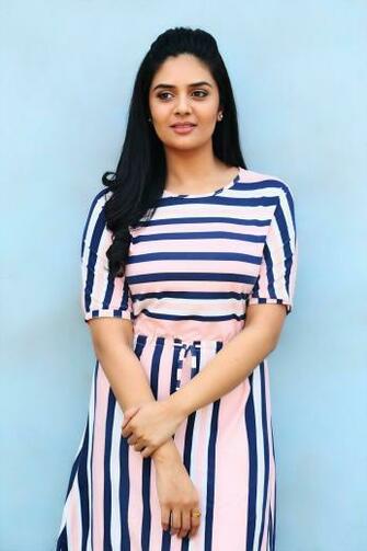 Sreemukhi Teluguanchor In Actresses Indian