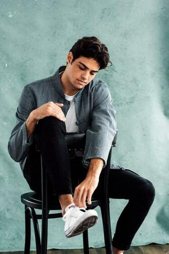 Noah Centineo Is The Netflix Teen Rom Heartthrob Of