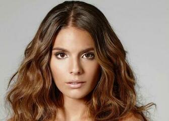 Caitlin Stasey Wallpaper Background