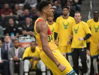 Giannis Antetokounmpo Wins Mvp Leads Bucks Awards Frenzy