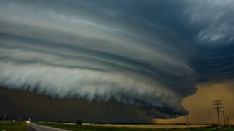 Huge Tornado Wallpaper HD