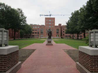 Empty George Washington University Yard Wallpaper