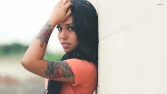 Cool Tattooed Girl Wallpaper