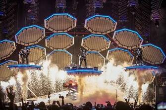 Kiss Image Milwaukee Wisconsin March Fiserv