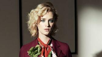 Mackenzie Davis Wallpaper X Net