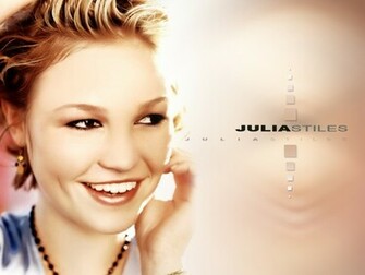 Julia Stiles Wallpaper