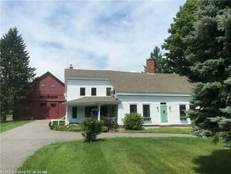 Southern Maine Farmhouse With Beautiful S Alfred