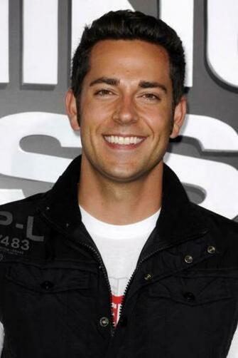 Zachary Levi Wallpaper Zwallpix