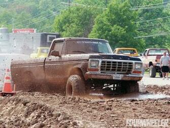 Mud Bogging Offroad Race Racing Monster Truck Pickup
