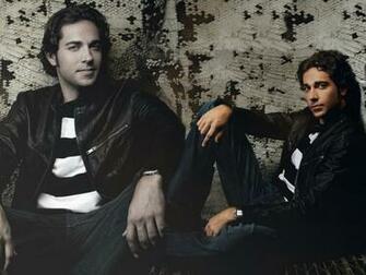 Zachary Levi Jpg