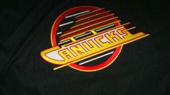 Vintage Hockey Nhl Crest Jersey Skates Vancouver Canucks Wallpaper
