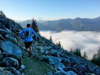 Ultra Running Wallpaper Down The Mountain A