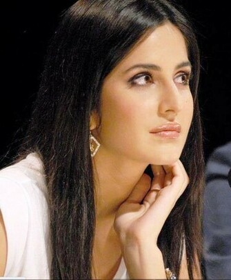 Katrina Kaif Cute HD Wallpaper Artist