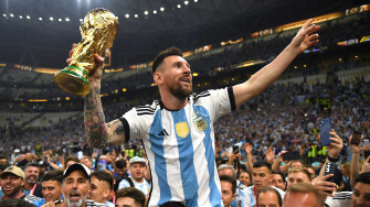 Lionel Messi Fifa World Cup Trophy Winner 4k Wallpaper iPhone