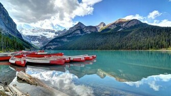 Lake Louise Wallpaper Choice
