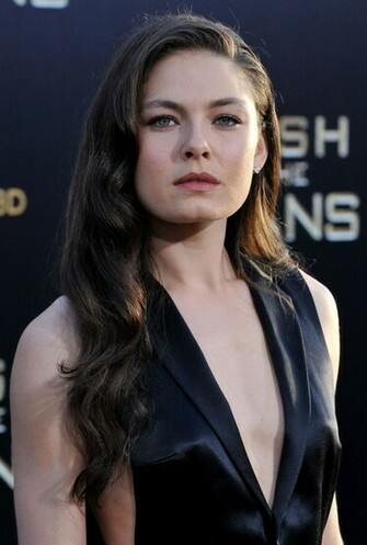 Alexa Davalos Feet Celebrity Picture Fashion Model Photos