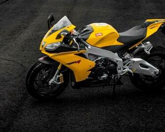 Aprilia Rsv4 Yellow Motorcycle Desktop Pc And Mac Wallpaper