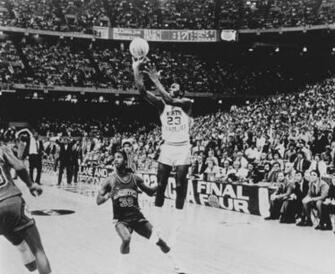 Background Of Vintage Michael Jordan At North Carolina Winning Shot