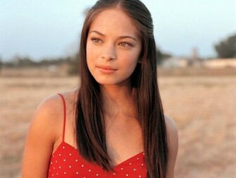 Kristin Kreuk Wallpaper Beautiful Pictures And