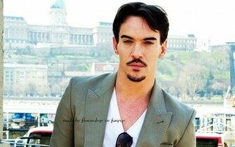 Jonathan Wallpaper Rhys Meyers