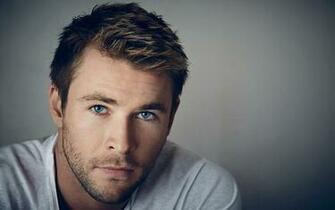 Chris Hemsworth Wallpaper