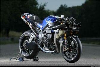 Wallpaper Yamaha R1 Tracking Fast Bikes Image Crazy Gallery