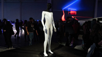 A Big Question For Tesla S Optimus Should Robots Look Like Humans