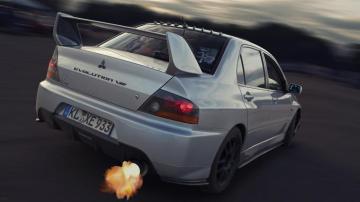 Photos Mitsubishi Lancer Evolution White Back