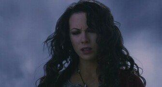 Anna Kate Beckinsale Van Helsing Movie Short News Poster