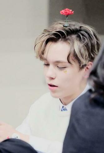 Korean Kpop Seventeen Vernon Wallpaper Hansol