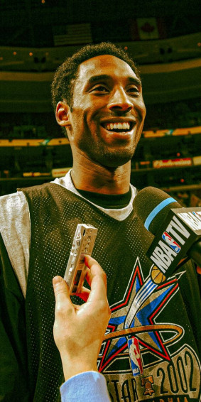 Kobe Bryant Rewriting The Game Wallpaper