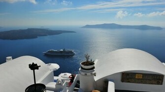 Santorini Wallpaper