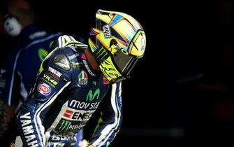 Valentino Rossi The Doctor Yamaha Wallpaper Photos