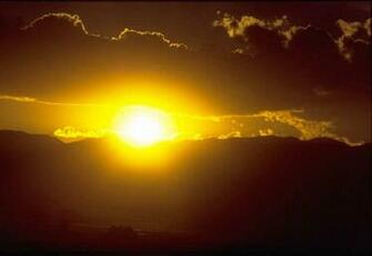 Esperanza Gates Sunrise Wallpaper