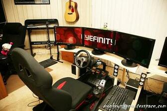 Triple Monitor Eyefinity Racing Simulator Setup Pictures