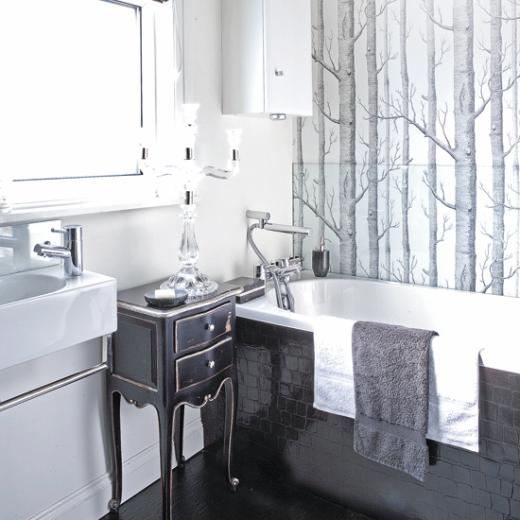 Wallpaper Ideas For Bathrooms Grasscloth