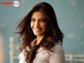 Kapoor Wallpaper Sonam