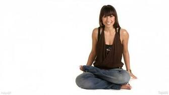 Cassie Steele Wallpaper Photo Shared By Quinta Fans Share Image