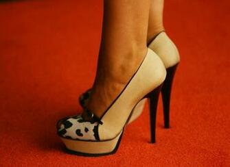 High Heel Shoe Desktop Wallpaper Sandals