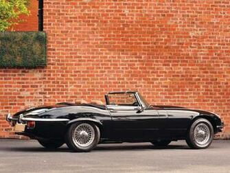 Jaguar E Type Wallpaper Image Photos Pictures Background