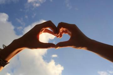 Hands Forming Heart Shape Photo Toch L Image