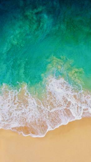 Is Anyone Able To Resise The Ios Stock Wallpaper From An iPhone