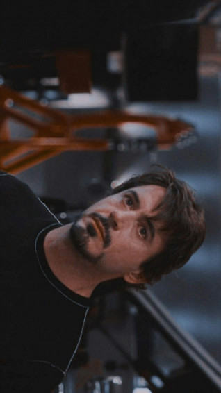 Nur On Robert Downey Jr Iron Man
