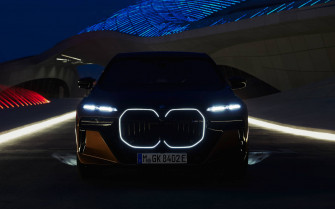 Bmw I7 M70 Xdrive Debuts As S Fastest Ev Yet The Car Guide