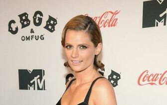 Stana Katic Wallpaper
