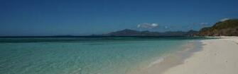 Island Beach Dual Monitor Wallpaper