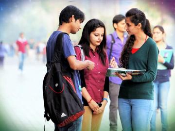 College Student Wallpaper Friendship Youth Fun Photography Event