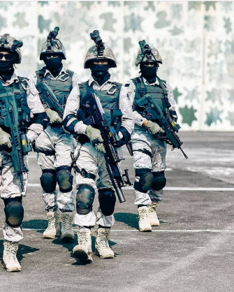 Indian Navy Marine Commandos With Gtar Wallpaper