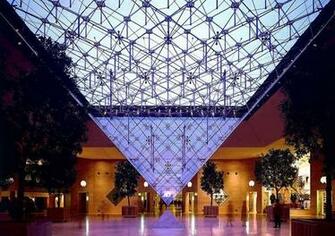 The Inverted Pyramid Louvre Photo