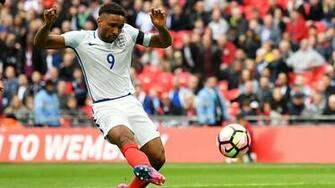 Jermain Defoe Contract Relegation Clause Disappoints Sunderland